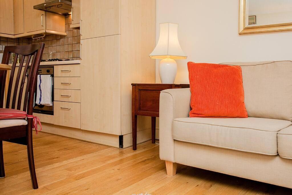 Bright 2 Bedroom Flat In Central Londres Exterior foto