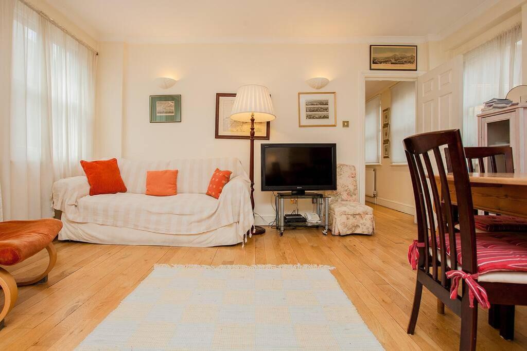 Bright 2 Bedroom Flat In Central Londres Exterior foto